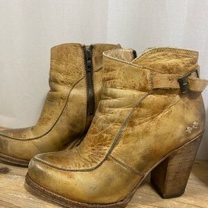 BED|STU Distressed Brown Heeled Boots
